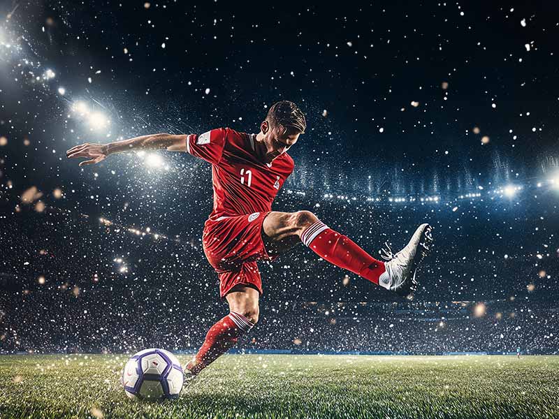 记者追问赛后为何不悦，瓜迪奥拉的回答引得全场大笑